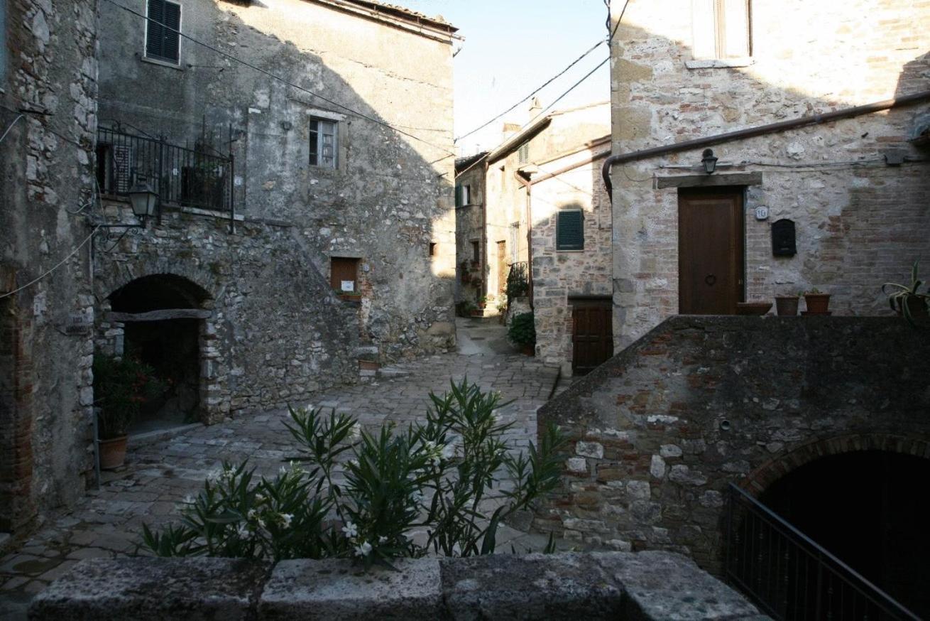 Locanda La Pieve Semproniano Εξωτερικό φωτογραφία