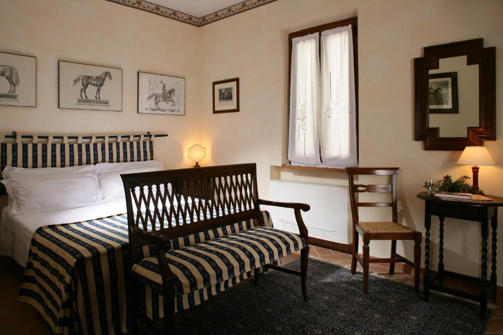 Locanda La Pieve Semproniano Δωμάτιο φωτογραφία